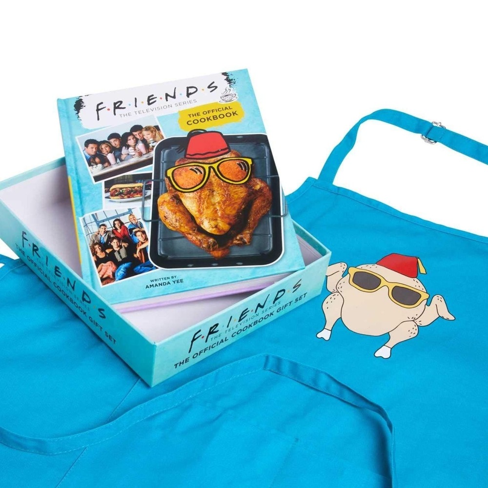 Friends The Television Series Official Cookbook Gift Set w Exclusive Apron NEW